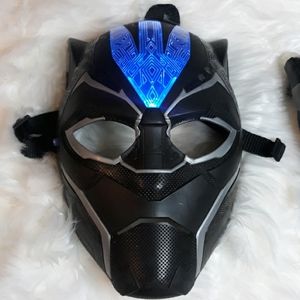 Black Panther Mask & Hand light on